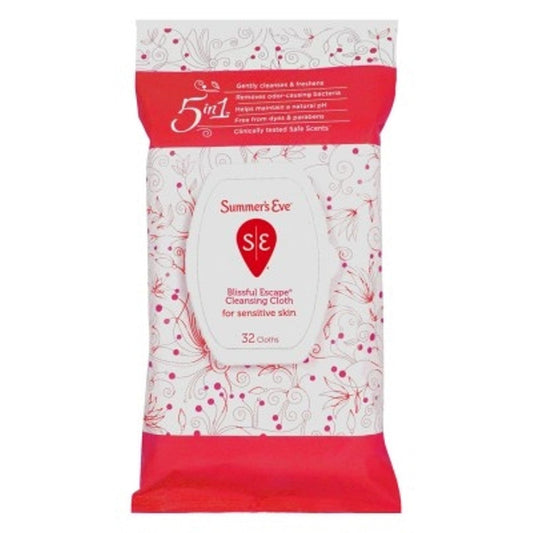 Summer's Eve Blissful Escape cleansing cloths for personal care, soft fabric and refreshing scent, ideal for on-the-go freshness.