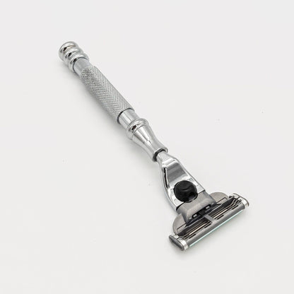 Dural Groose Mach 3 compatible razor with a pouch, featuring a sleek handle and blade cartridge for a smooth shave.