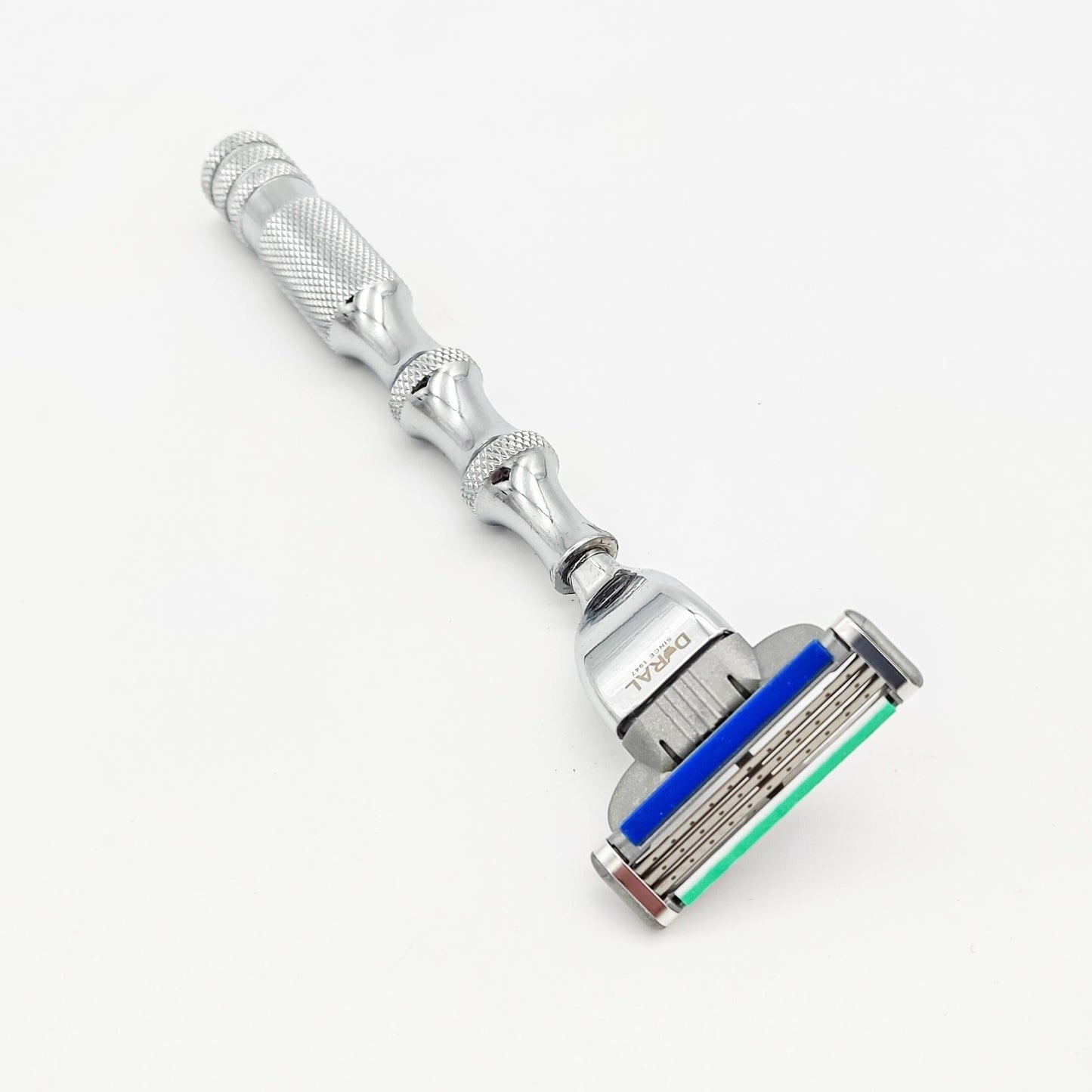 Dural Stanway Mach 3 compatible razor with pouch, featuring a sleek handle and three-blade design for a close shave.