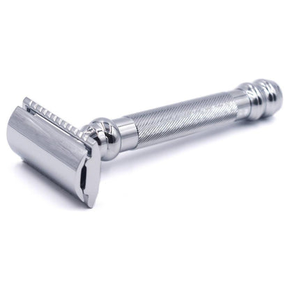 Parker 98R heavy-weight 3-piece double-edge safety razor with chrome finish, designed for close, smooth shaves.