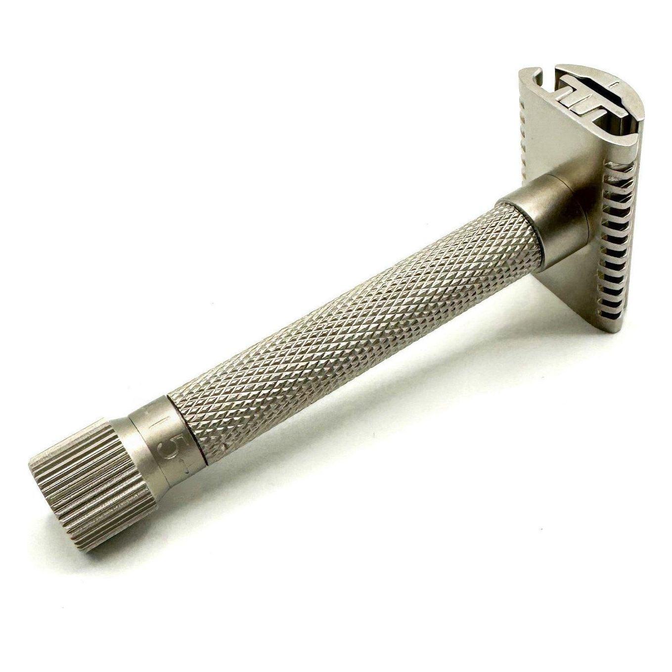 Parker Variant adjustable open comb safety razor in satin chrome with textured handle for a secure grip.