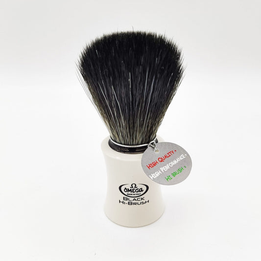 Omega White Hi-Brush shaving brush with synthetic fiber bristles and a classic handle for a smooth shave.