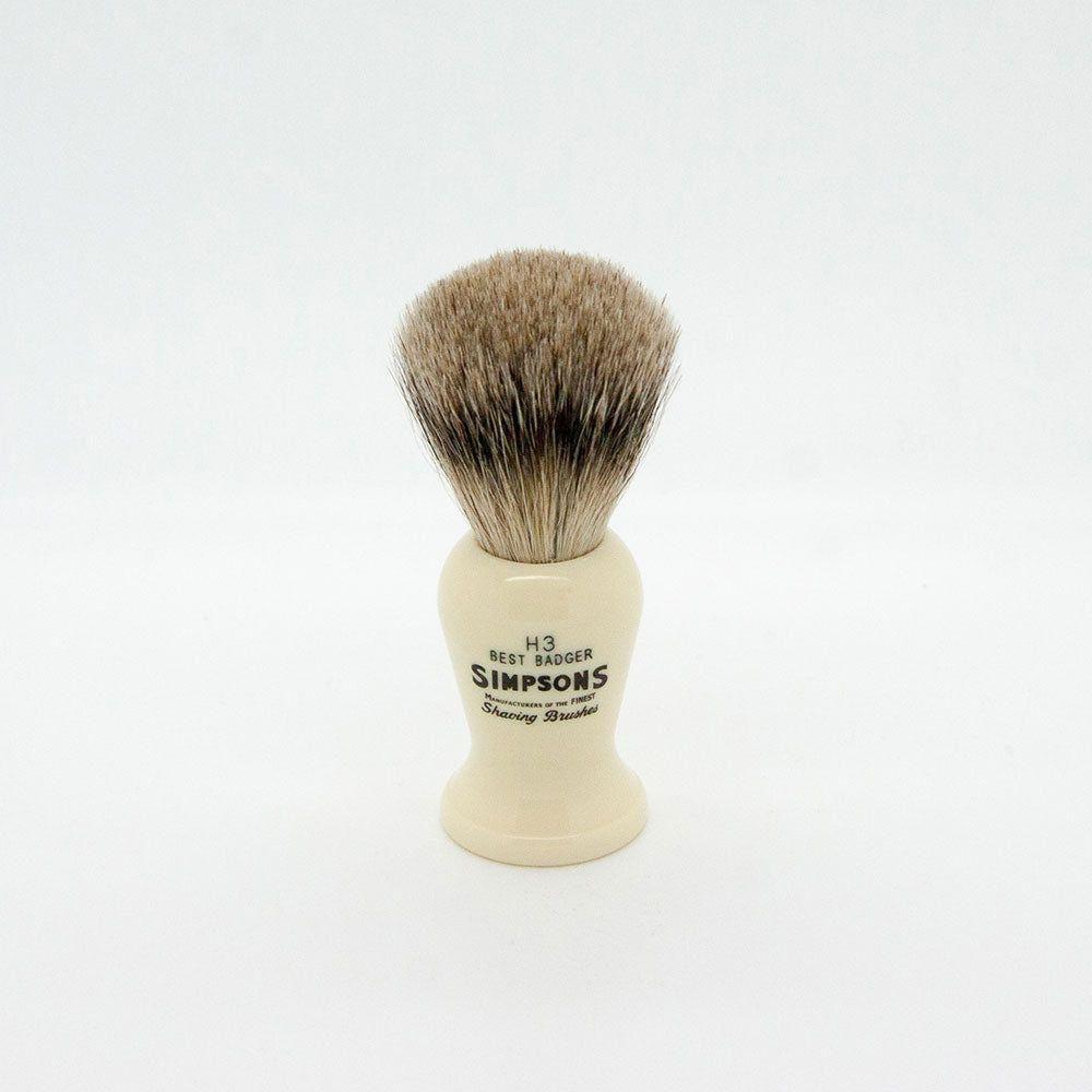 Simpsons Harvard H3 Best Badger Shaving Brush with wooden handle and soft badger bristles, ideal for traditional wet shaving.