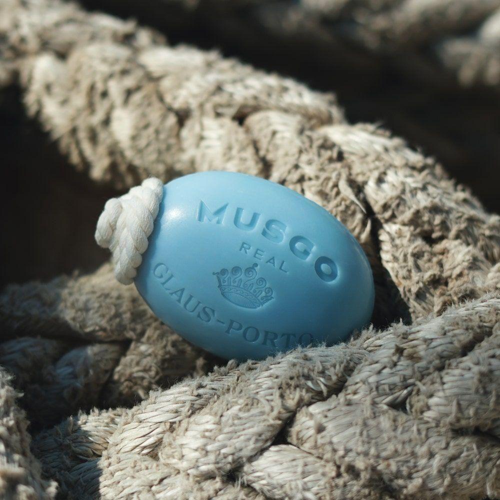 Claus Porto Musgo Real Alto Mar Soap On A Rope, 6.7 oz, natural soap with nautical scent, on a rope for hanging.