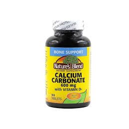 Nature's Blend Calcium Carbonate 600 mg with D3 400 IU vitamin supplement in 100 tablets, from Pasteur Pharmacy.