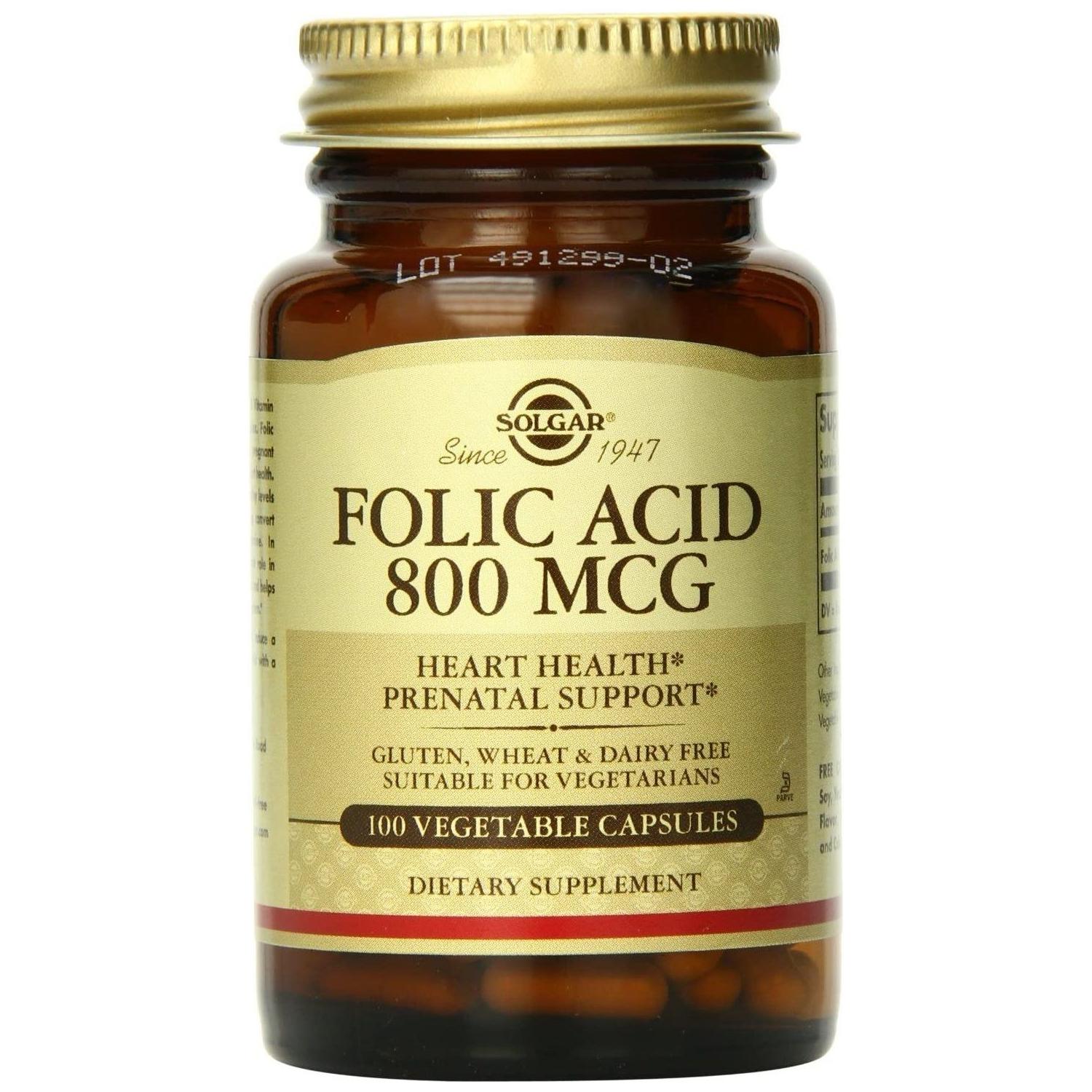 Bottle of Solgar Folic Acid 800mcg vegetable capsules from Pasteur Pharmacy, with 100 capsules in a clear container.