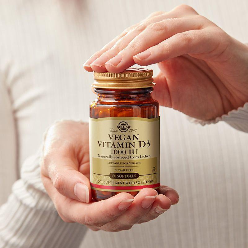 Solgar Vegan Vitamin D3 softgels in 5 oz bottle, dietary supplement for bone health and immune support.
