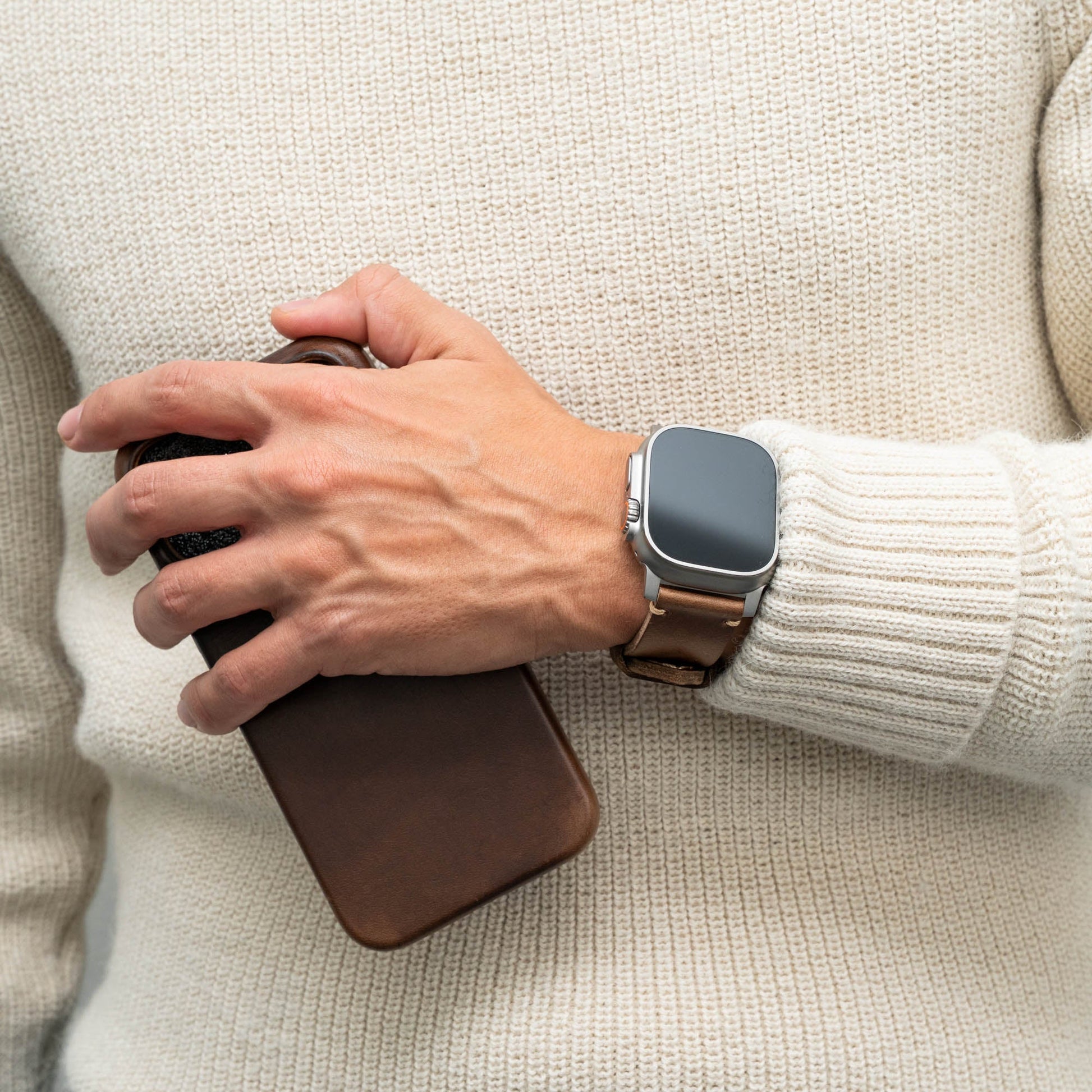Robust Leather Strap R01 in brown natural leather with titanium hardware, designed for 49mm watch cases.