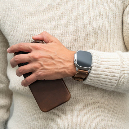 Robust Leather Strap R01 in brown natural leather with titanium hardware, designed for 49mm watch cases.