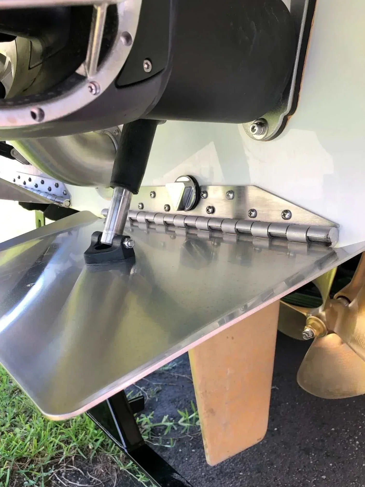 Stainless steel Vault Drain Plug by Seaview Global, designed for secure drainage in marine or industrial applications.
