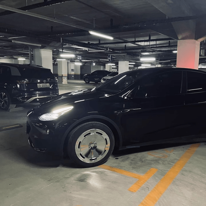 Set of four TESERY 18" and 19" wheel covers for Tesla Model 3 and Y, featuring sleek design and durable finish.