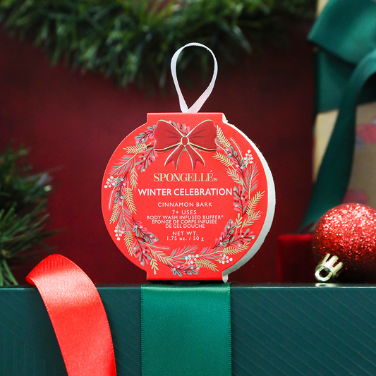 Spongellé Winter Celebration Cinnamon Bark body wash infused buffer with holiday wreath design, perfect for festive skincare.