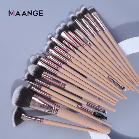 Maange 20-piece makeup brush set by Your Skin Icon with foundation, blush, eye shadow, and lip brushes for women beginners.